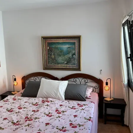 Im Herzen Von Puerto Del Carmen By Interhome Tías