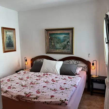 Apartmán Im Herzen Von Puerto Del Carmen By Interhome Tías